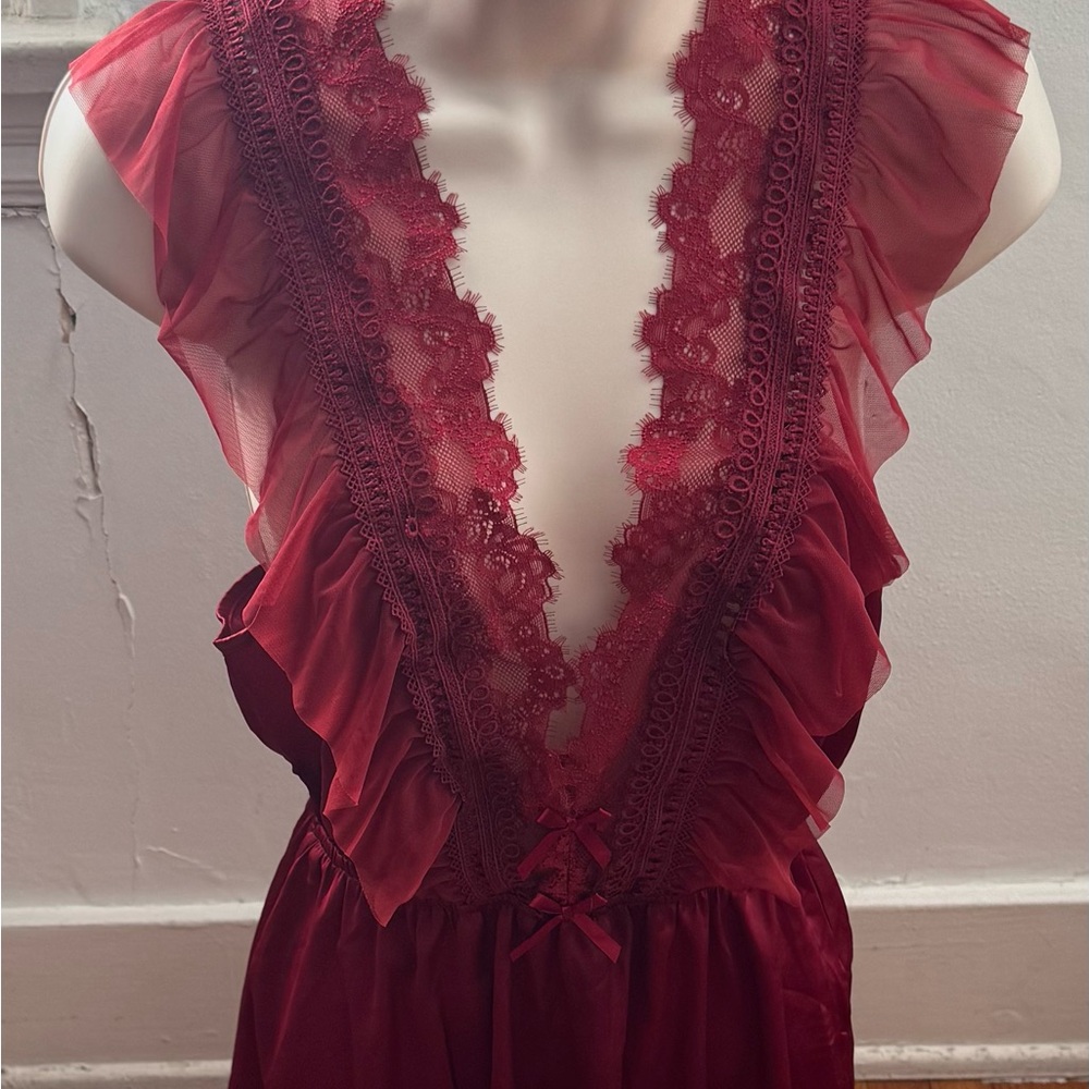 Red Burgundy Lace with bows adjustable waist V-neck Chemise lingerie, size S